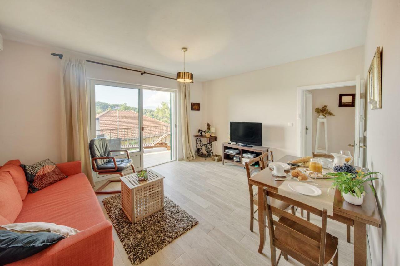 Figa Apartman Benko Milatic Jelsa  Zewnętrze zdjęcie